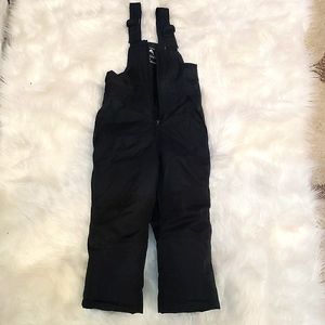 4T Unisex black snow bibs